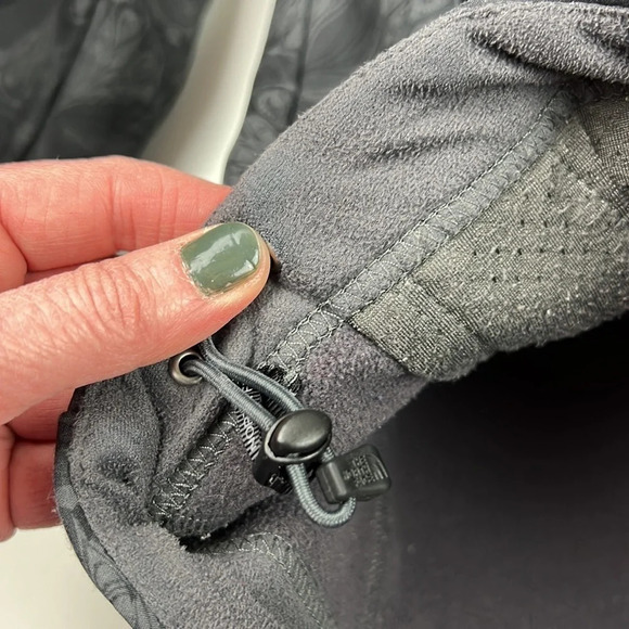 The North Face TNF Apex Charcoal Grey Floral Waterproof Full Zip Jacket Coat - Picture 5 of 9